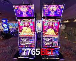 Descubra o Mundo do Cassino Online com 7765bet